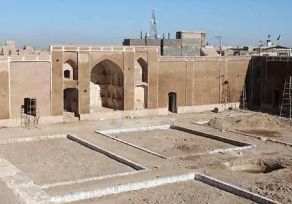 باغ خان یا خانه طاووسی