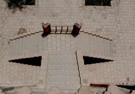 بنای تاریخی خواجه خضر