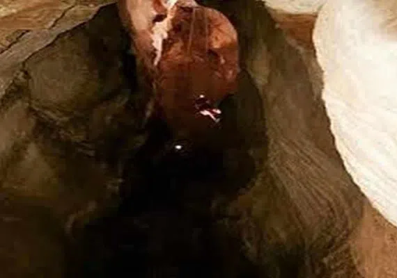 غار بلور یونسی