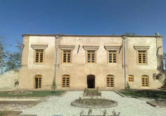 عمارت و باغ نشاط