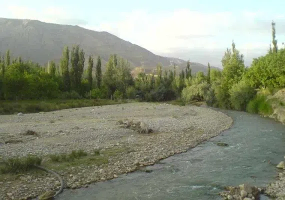 منطقه نمونه گردشگری بیدواز