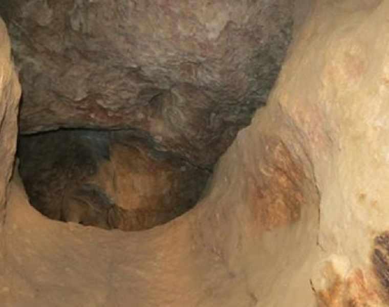 غار خاگینه نماد زیبایی در دل کوه