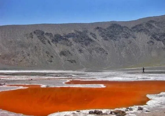 دهانه های آتشفشانی راین