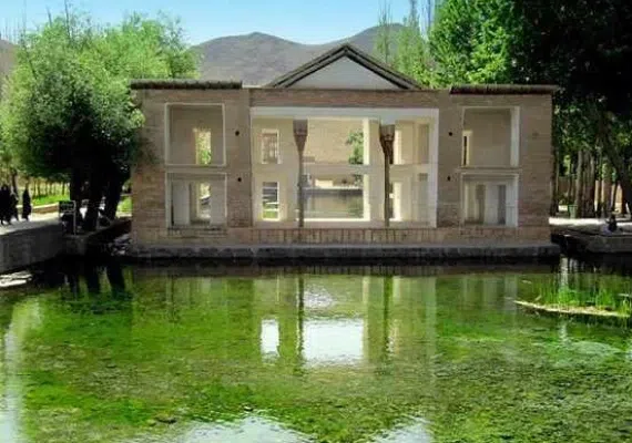 چشمه علی