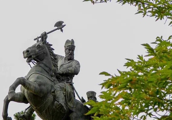 آرامگاه نادرشاه