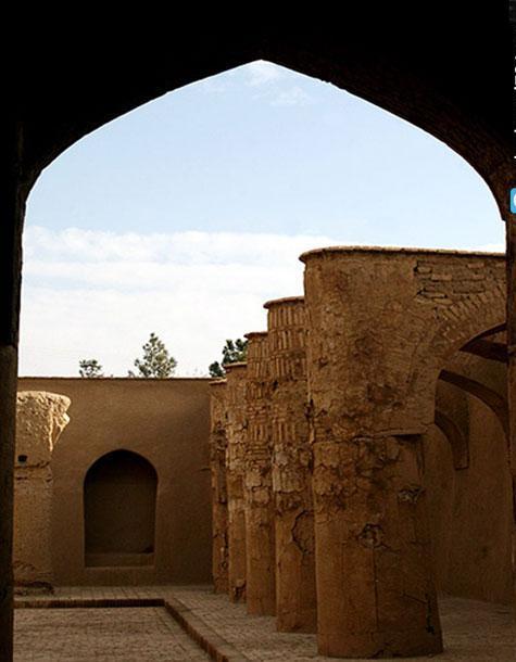 مسجد تاریخانه دامغان