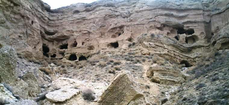 غار کنه گرم