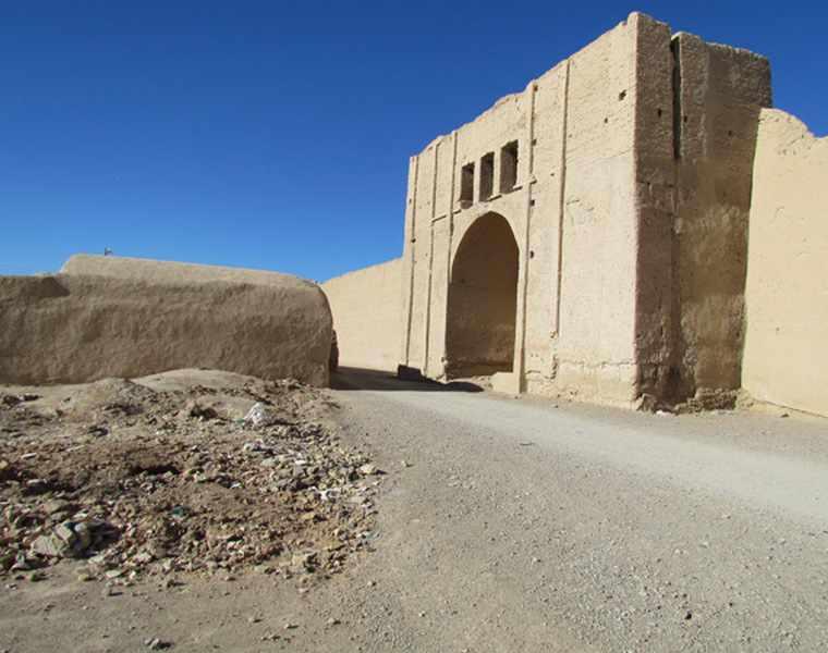 قلعه حاجی خان اسفند آباد