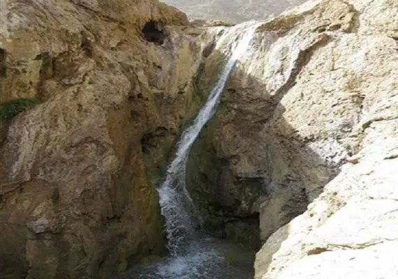 آبشار مکی