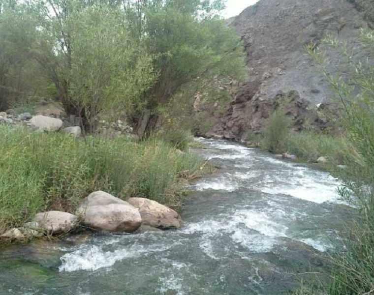 رودخانه چشمه عروس