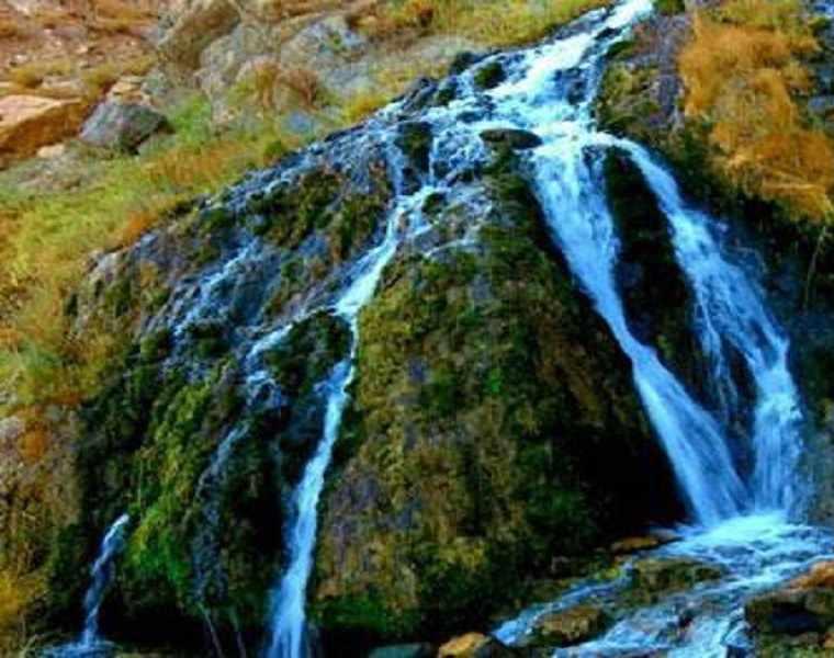 آبشار فیض آباد