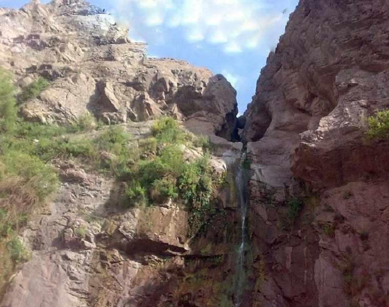 آبشار دره ای ابسر رابر