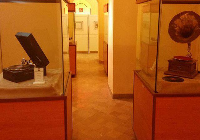 موزه پست و ارتباطات زاهدان