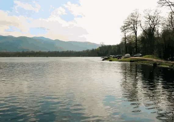 دریاچه دیدنی الندان