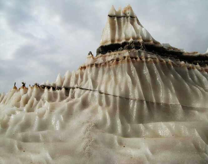 گنبد نمکی جاشک، کوهی از شگفتی