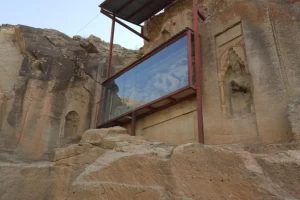 معبد داش کسن، عبادتی از جنس اژدها
