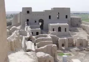 سکوهه، سرزمین قلعه های کهن