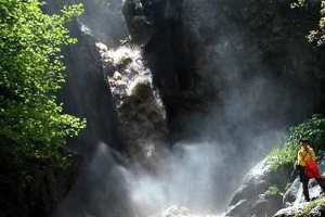 آبشار طارم هشترخان