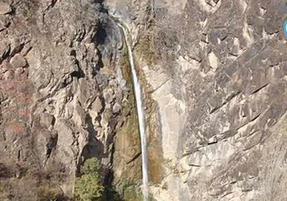 آبشار سرخه میشه