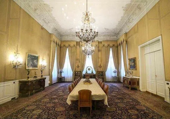 کاخ موزه ملت