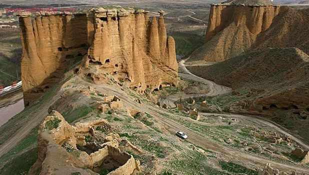 قلعه بهستان