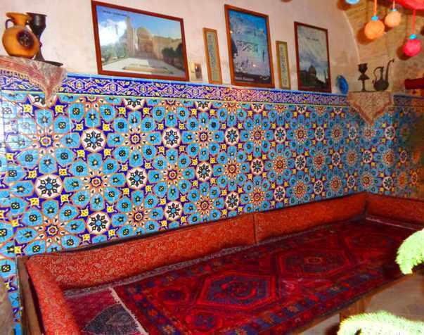 حمام حاج داداش زنجان، حمامی در قلب بازار