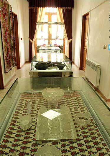 عمارت دارایی زنجان، موزه صنایع دستی