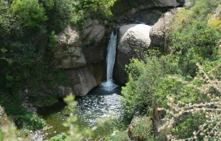 آبشار طارم هشترخان