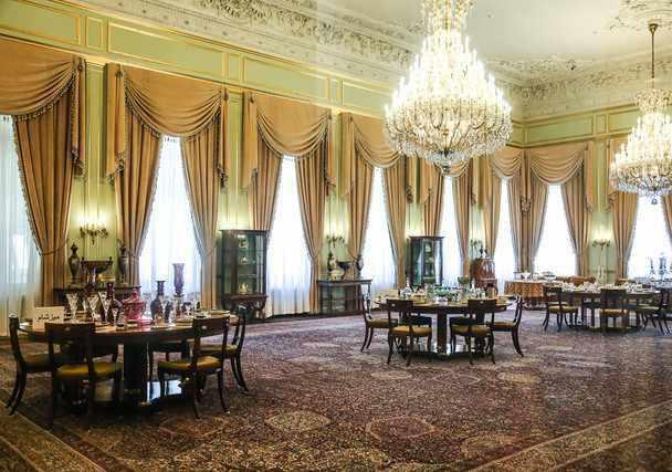 کاخ سعدآباد، گلستانی با طعم تاریخ