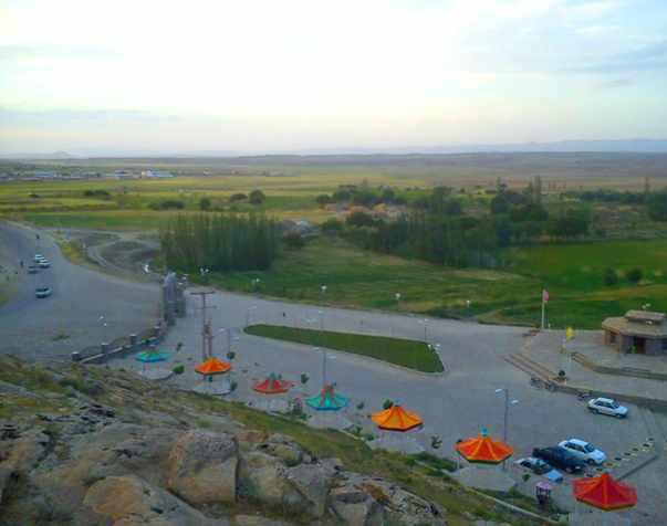 چشمه بالخلی بلاغی شهر گرماب، چشمه ماهی