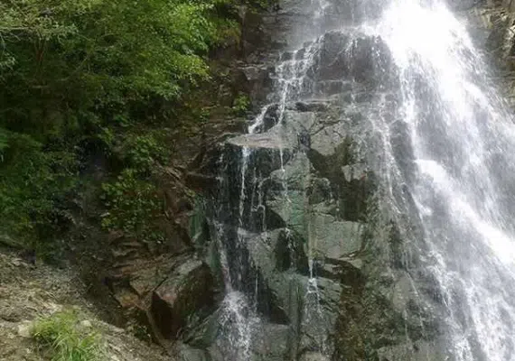 آبشار عیش آباد مرند