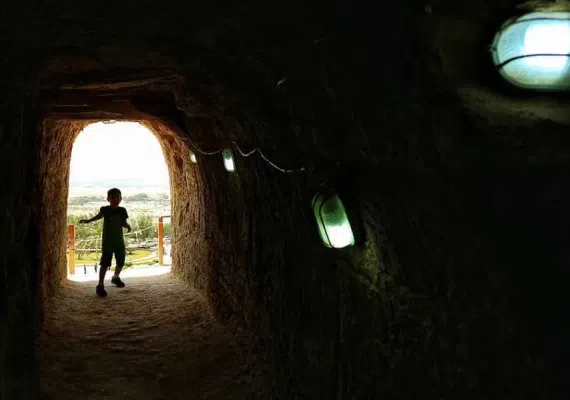 غار خربس، پلاژ سیمین قشم