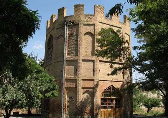 برج خلعت پوشان تبریز