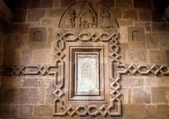 کلیسای سن استپانوس جلفا، عبادتگاهی زیبا در قلب کوهستان