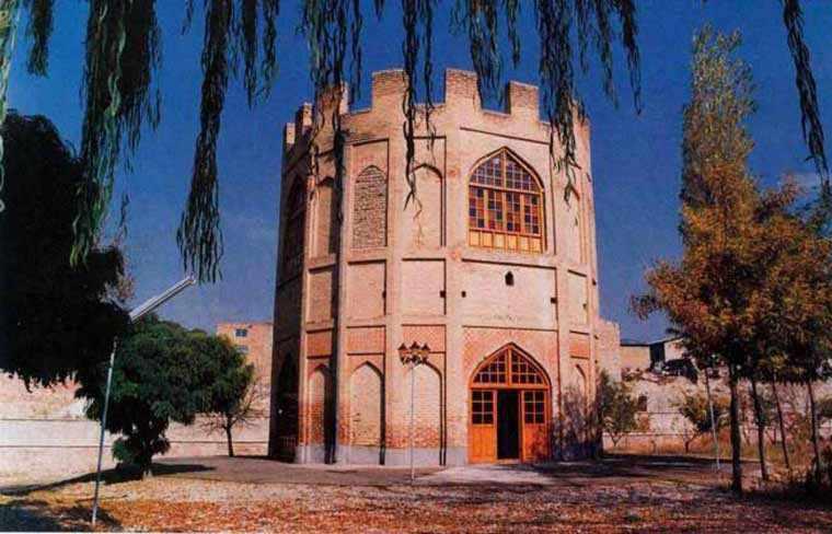 برج خلعت پوشان تبریز