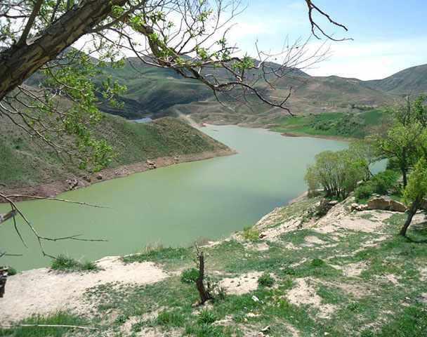 تفرجگاه ماهار زنوز، بهشتی خمارآلود