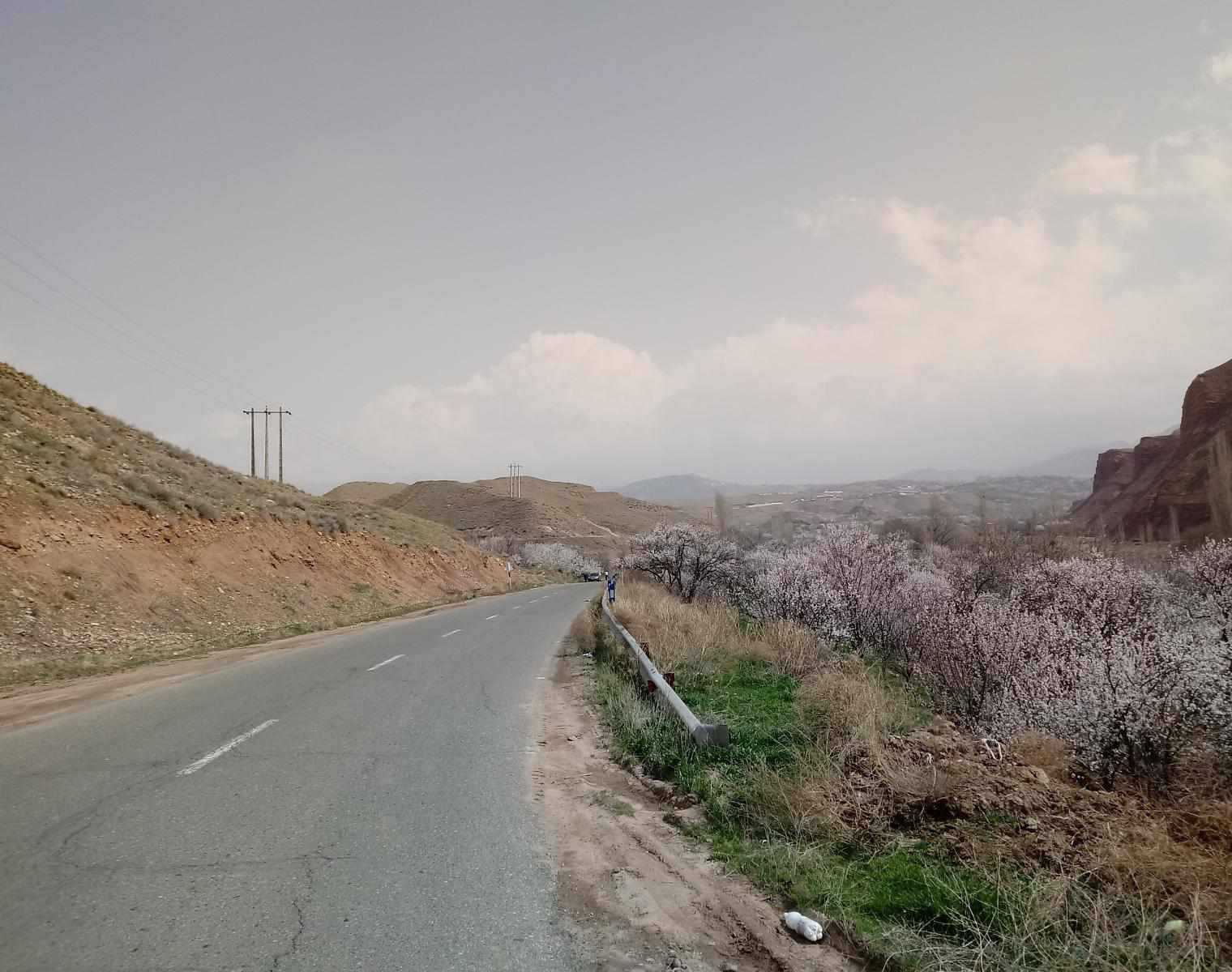 تفرجگاه ماهار زنوز، بهشتی خمارآلود