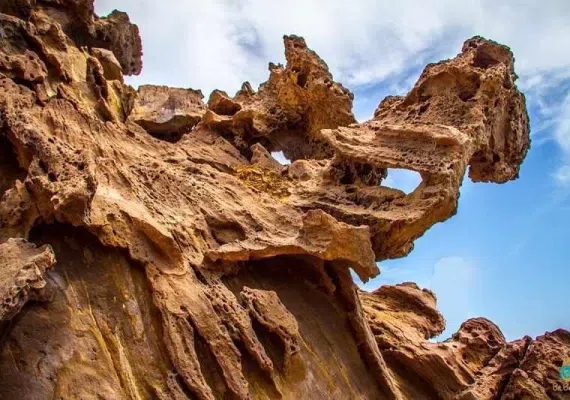 دره تندیس های قشم