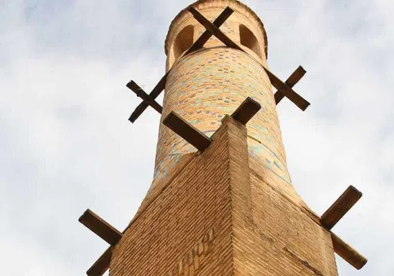 منارجنبان اصفهان