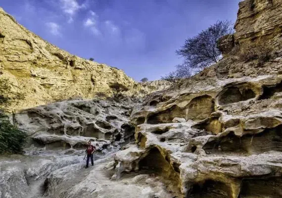 تنگه چاهکوه