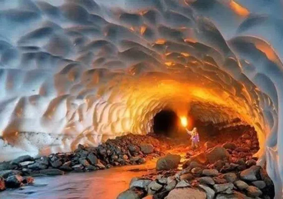 غار نمکدان، از طولانی ترین غارهای نمکی جهان