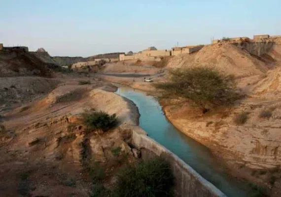 سد و روستای گوران
