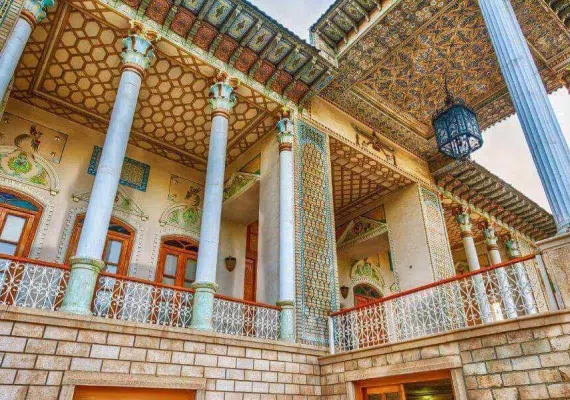 باغ و موزه نظامی عفیف آباد