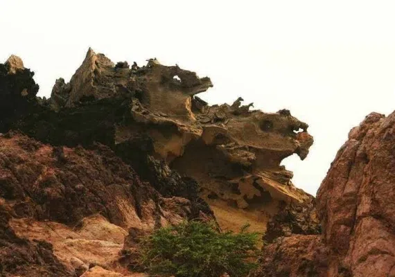 دره تندیس های قشم