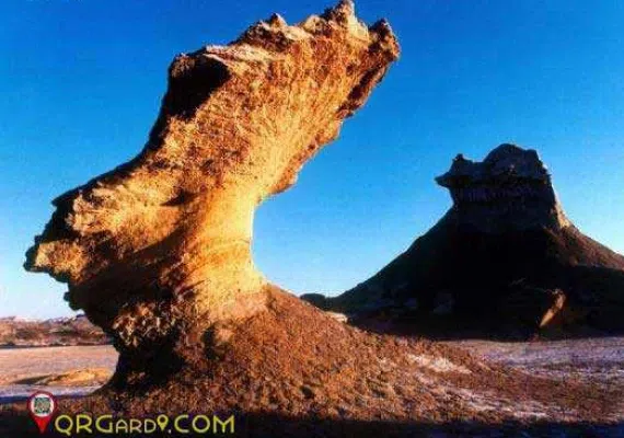 دره تندیس های قشم