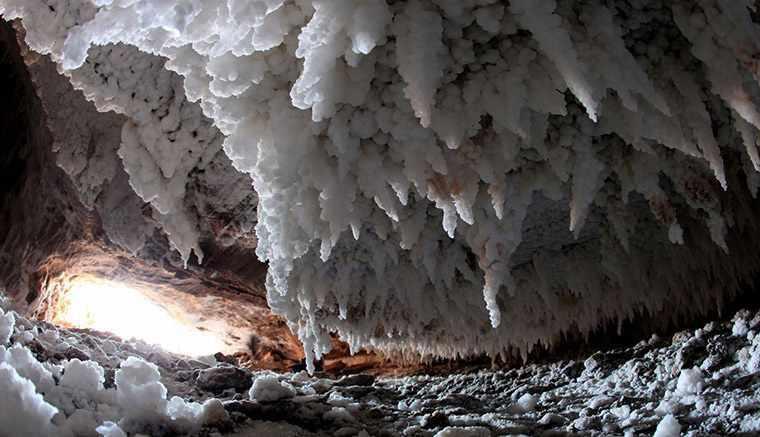 غار نمکدان، از طولانی ترین غارهای نمکی جهان