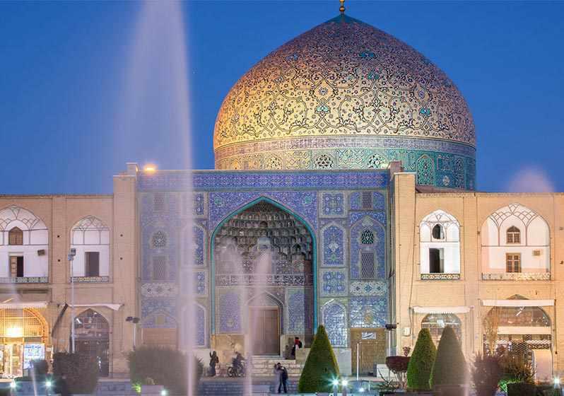 مسجد شیخ لطف الله اصفهان