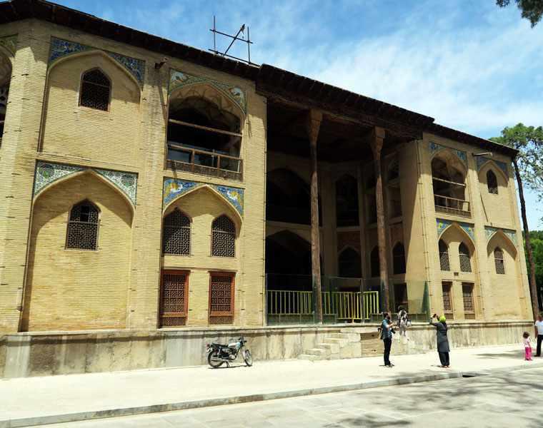 کاخ هشت بهشت اصفهان