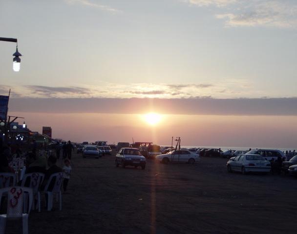 منطقه ساحلی حاجی بکنده کجاست