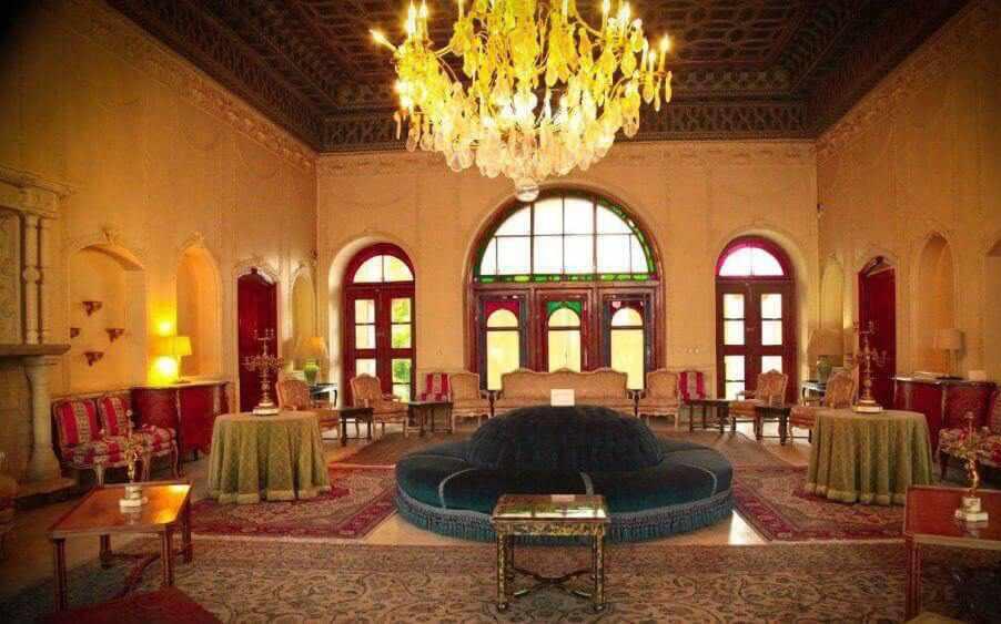 باغ و موزه نظامی عفیف آباد